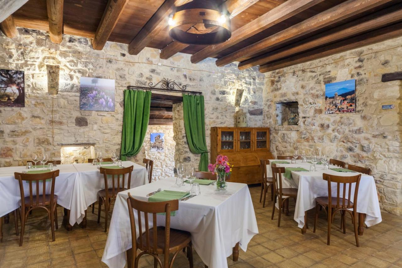 Masseria Fortificata Lo Zafferaneto Buccheri Экстерьер фото