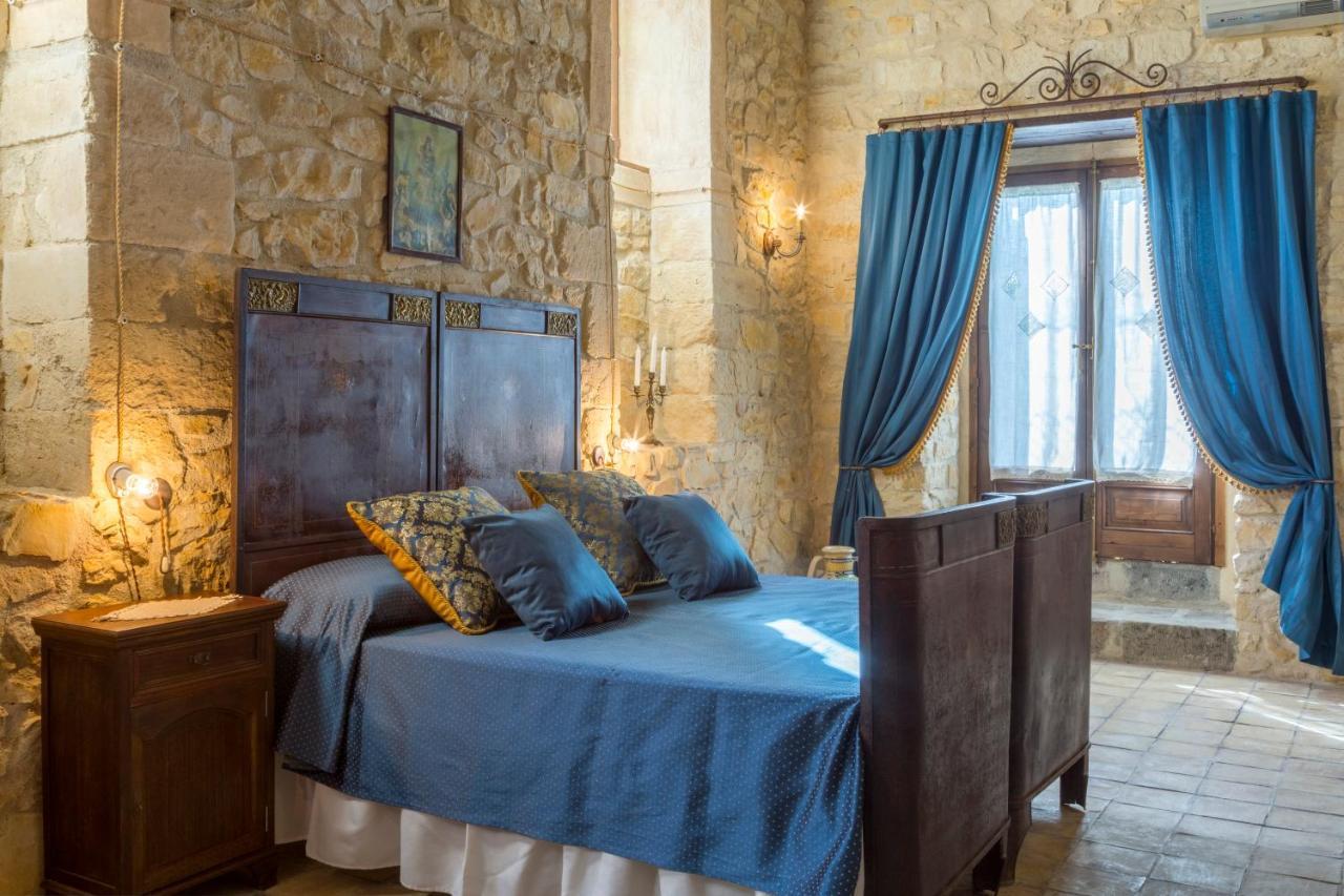 Masseria Fortificata Lo Zafferaneto Buccheri Экстерьер фото